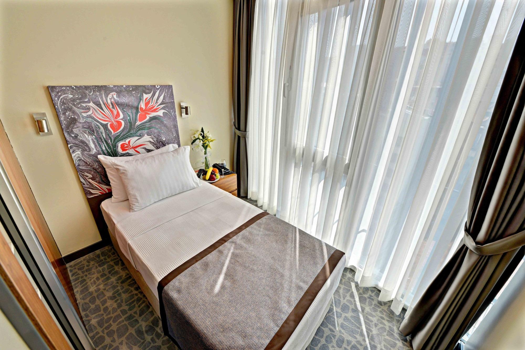 All Inn Hotel Istanbul Exterior photo